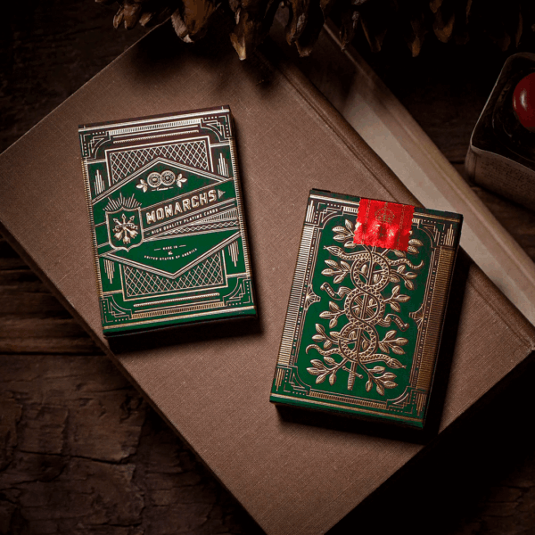 Baralho Monarch Playing Cards (Green) by theory11 caixa frente e verso BG